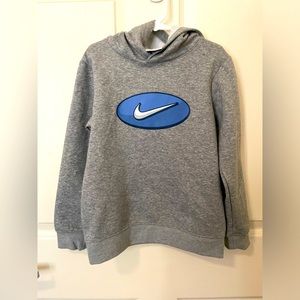 NWOT NIKE HOODIE - size 6/7
